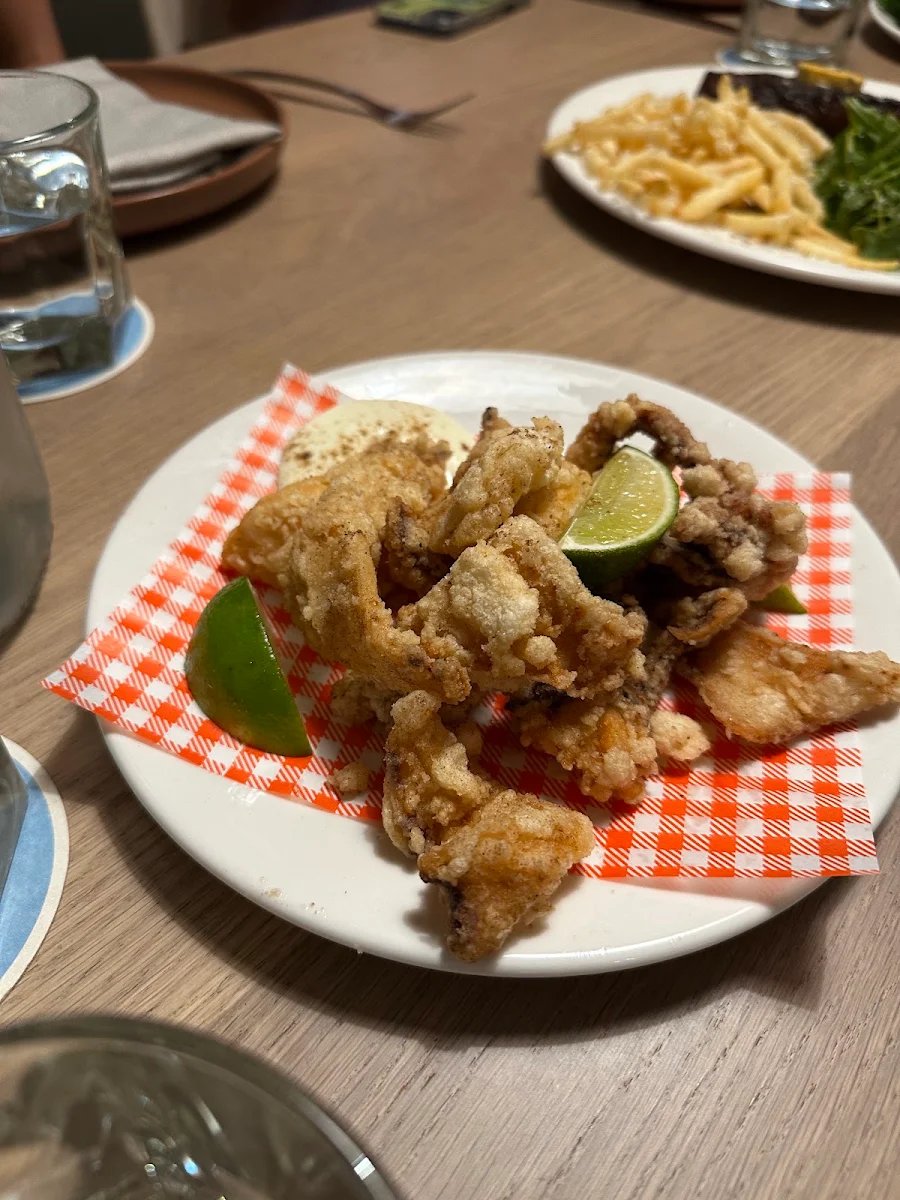 Squid, Bobbi's Bar and Restaurant