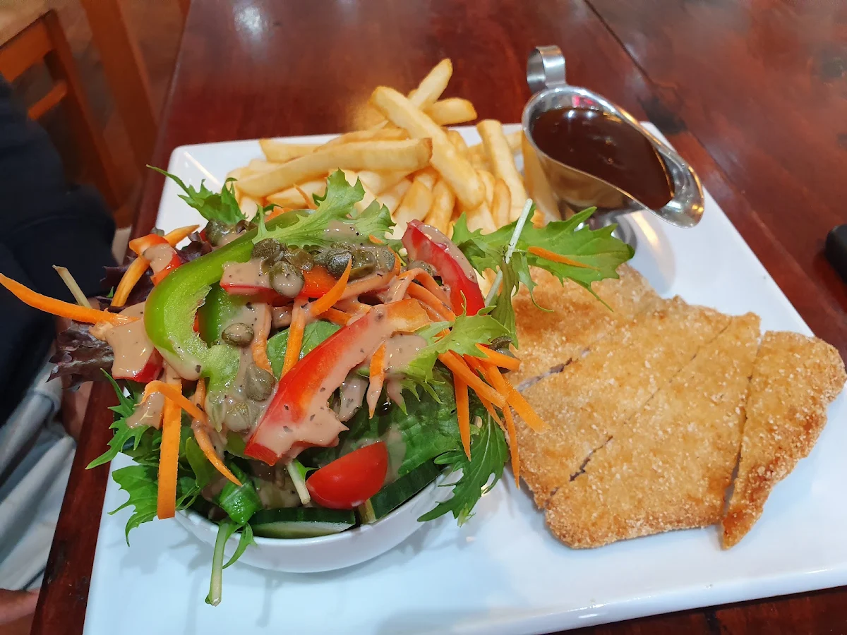 Parmi, Philippine Magic Cafe Walpole