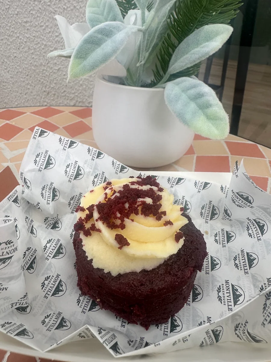 Highlights, Montville Bakehouse