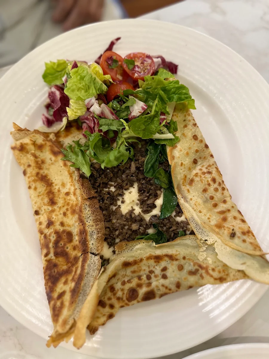 Highlights, Joie Cafe Bistro