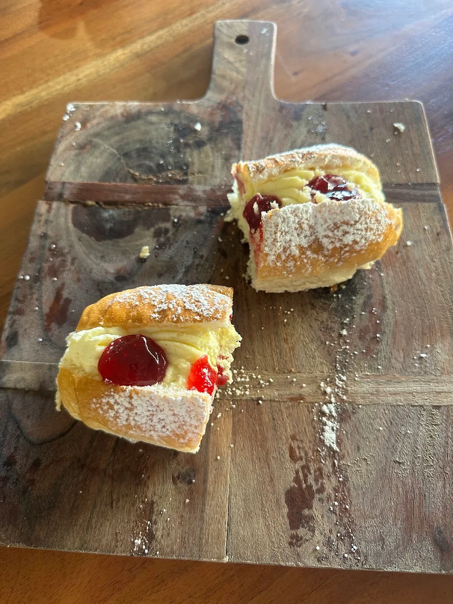 Highlights, The House of Pie