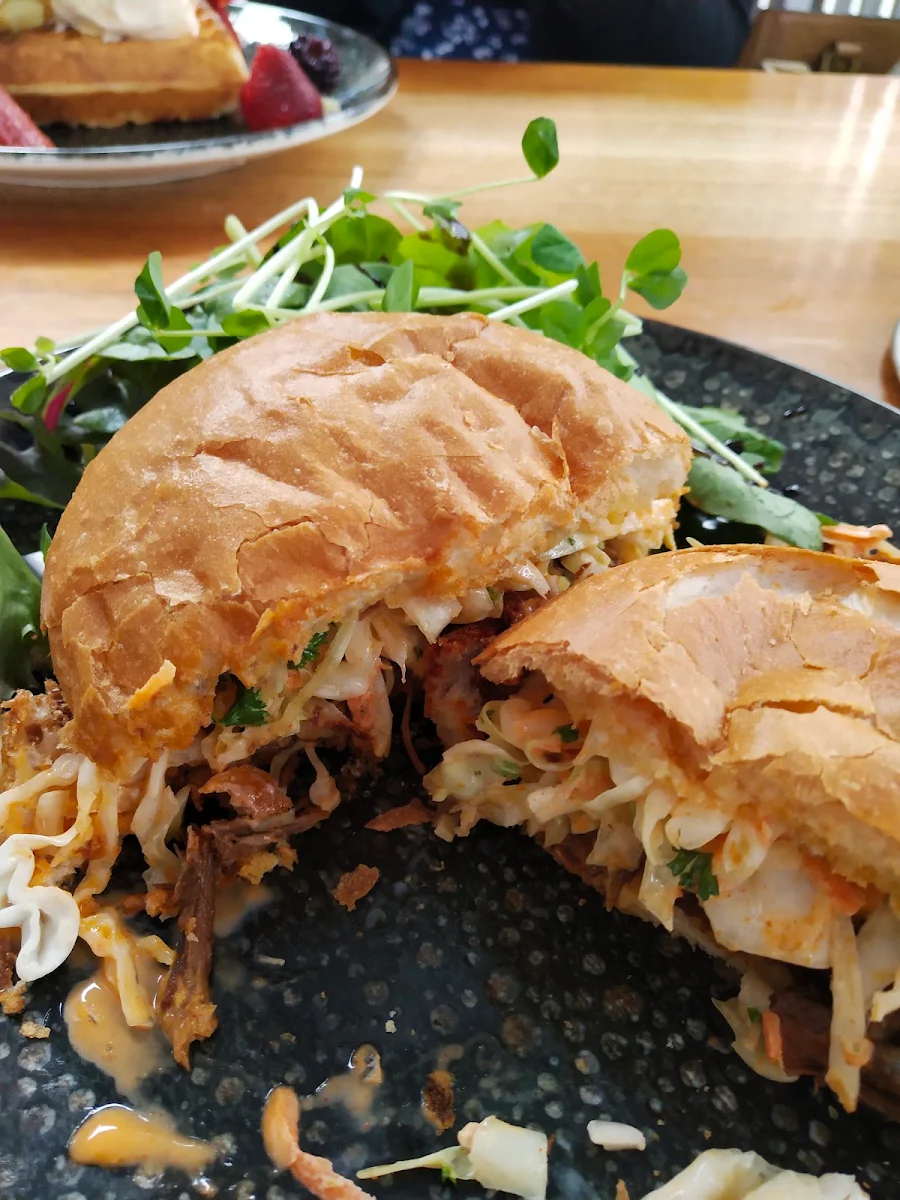 Specials-Pulled Pork Burger