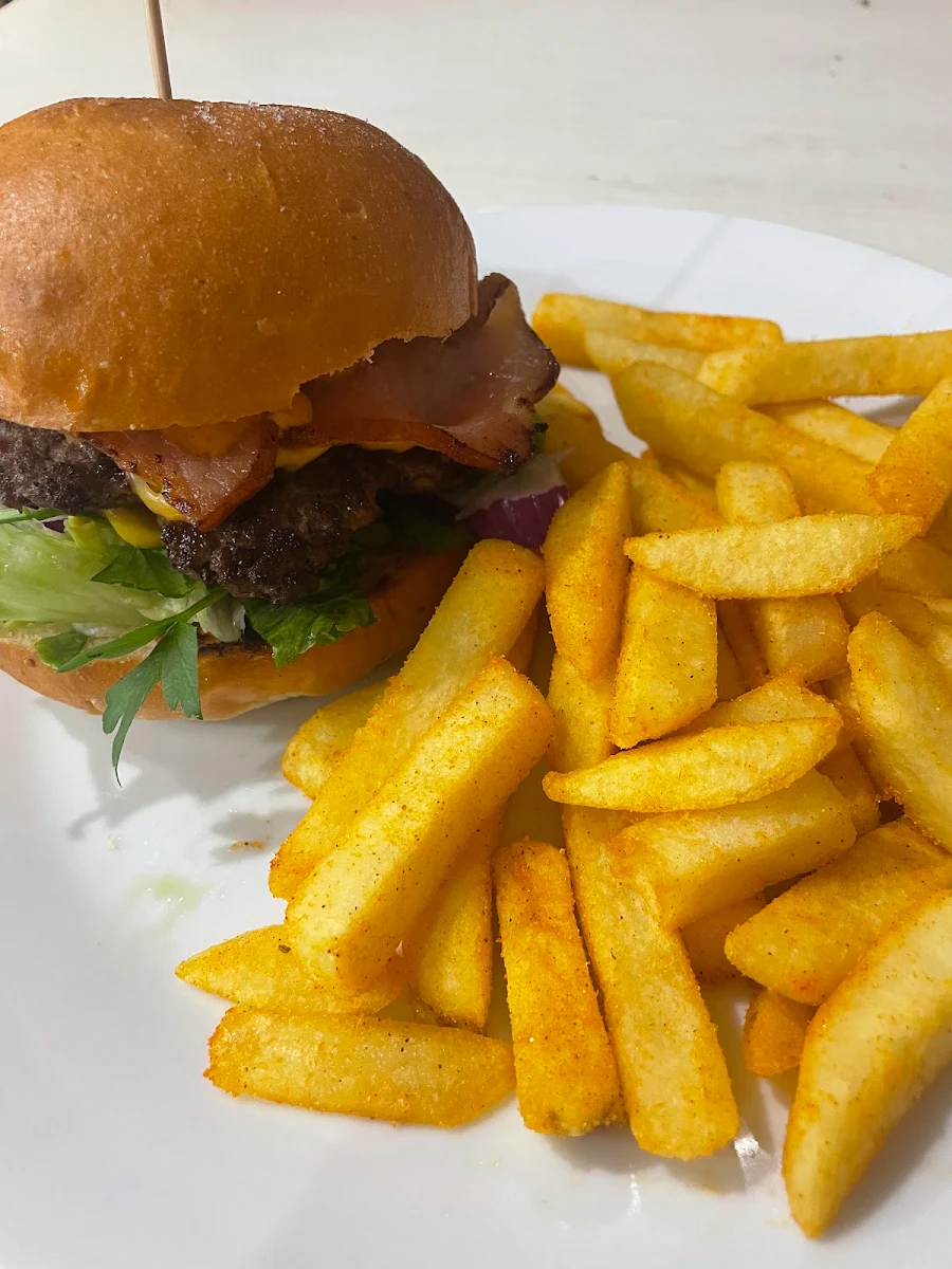 Beef Burger and Chips