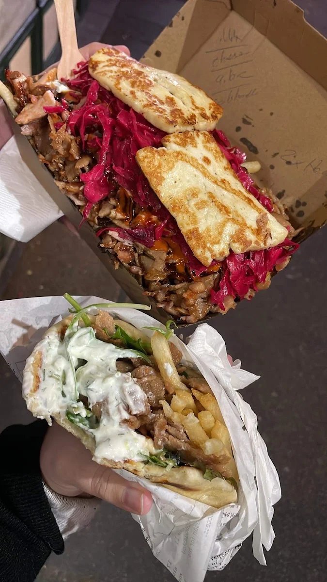 Gyro, Mr Yeeros Newtown