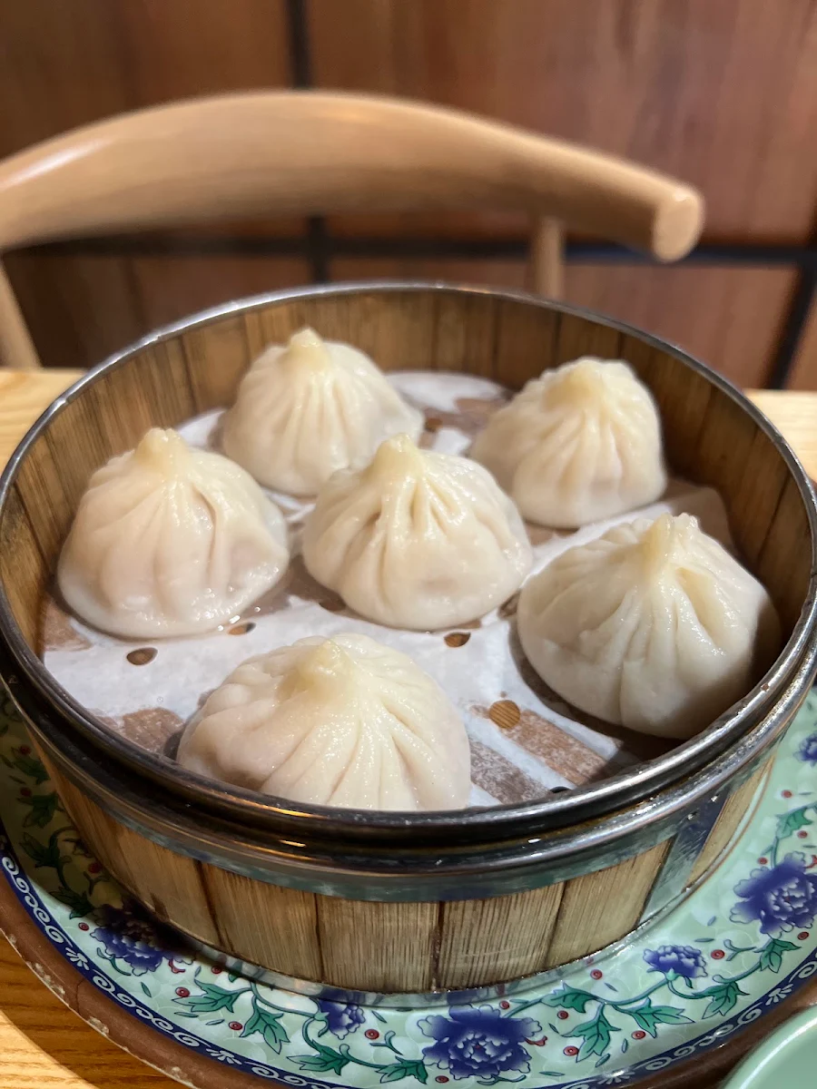 Steamed Pork Chicken Xiao Long Bao 6 pcs