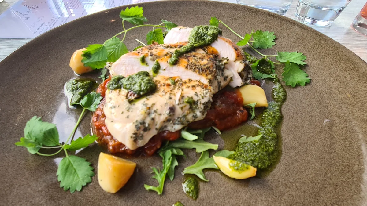 Chicken, Restaurant 2317