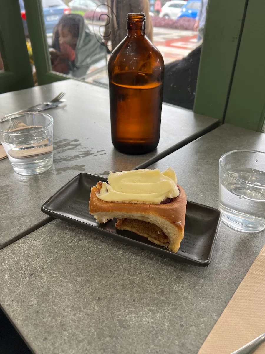 Cinnamon Scroll, Strandello Croydon