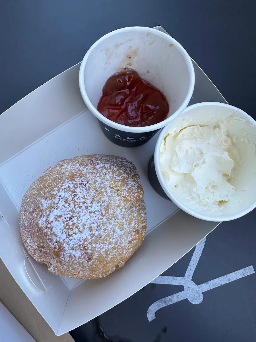 Scones, Strandello Croydon