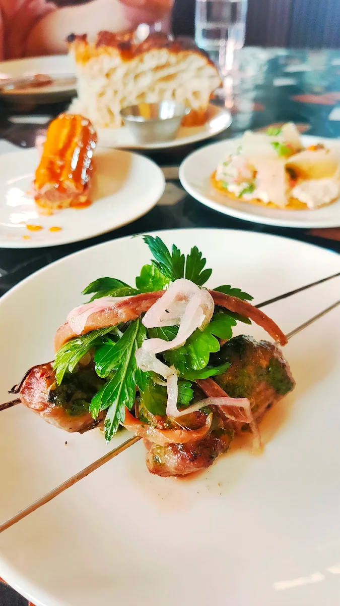 Lamb Spiedini, Casa Perth