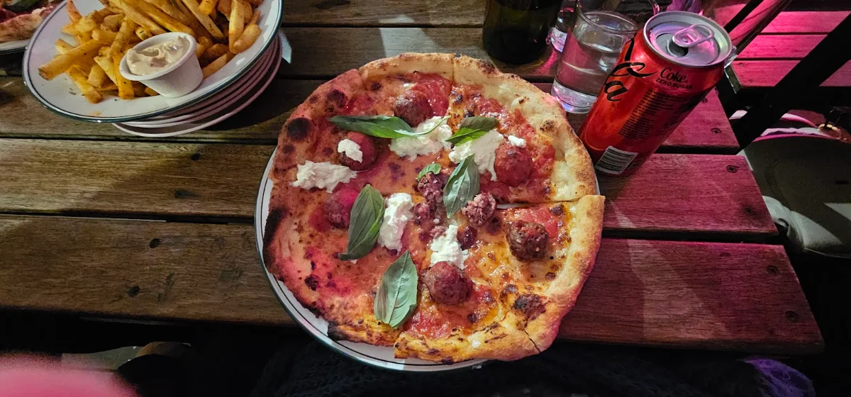 Meatball Pizza