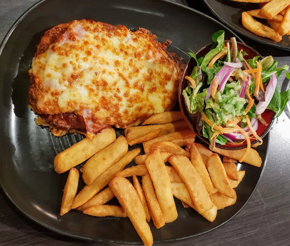 Veggie Parma, The Sporting Globe Bar & Grill Watergardens