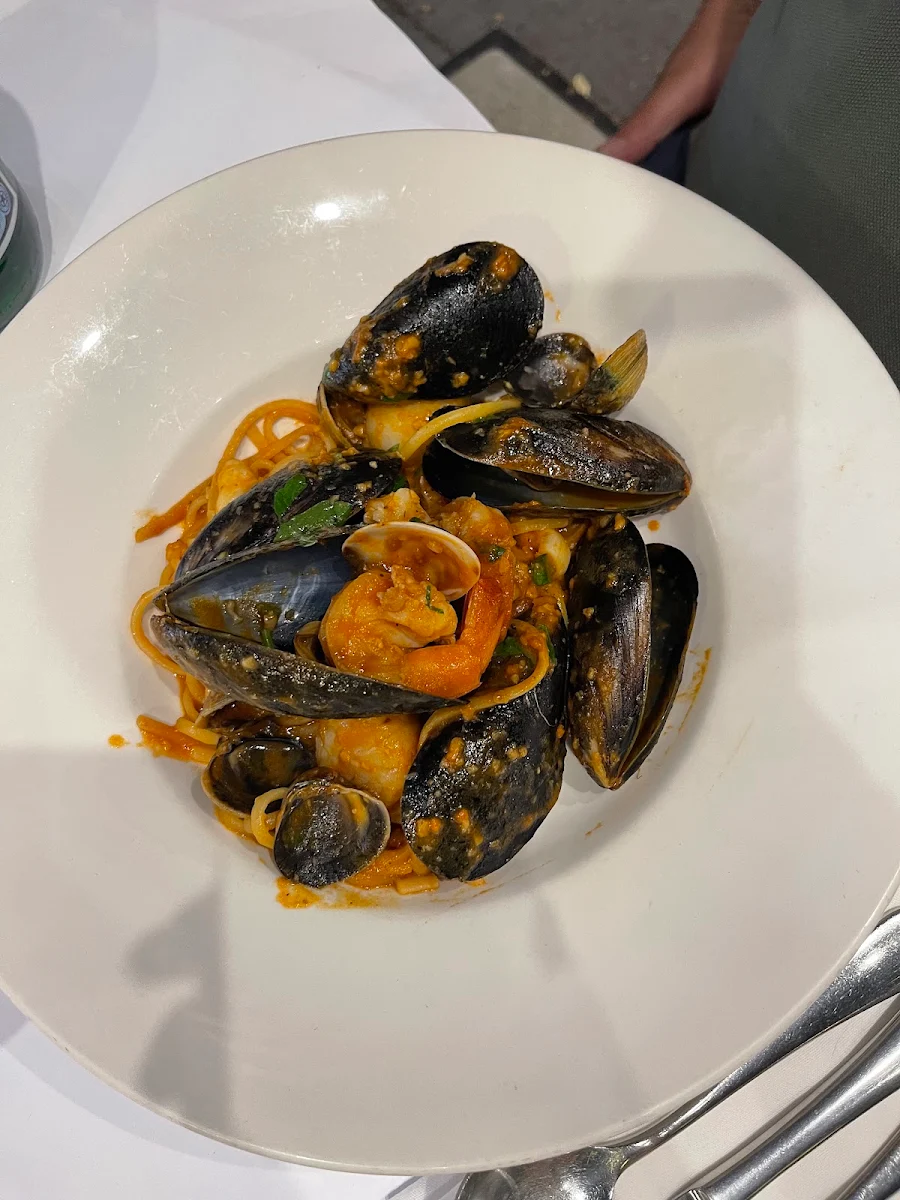 Seafood Linguini