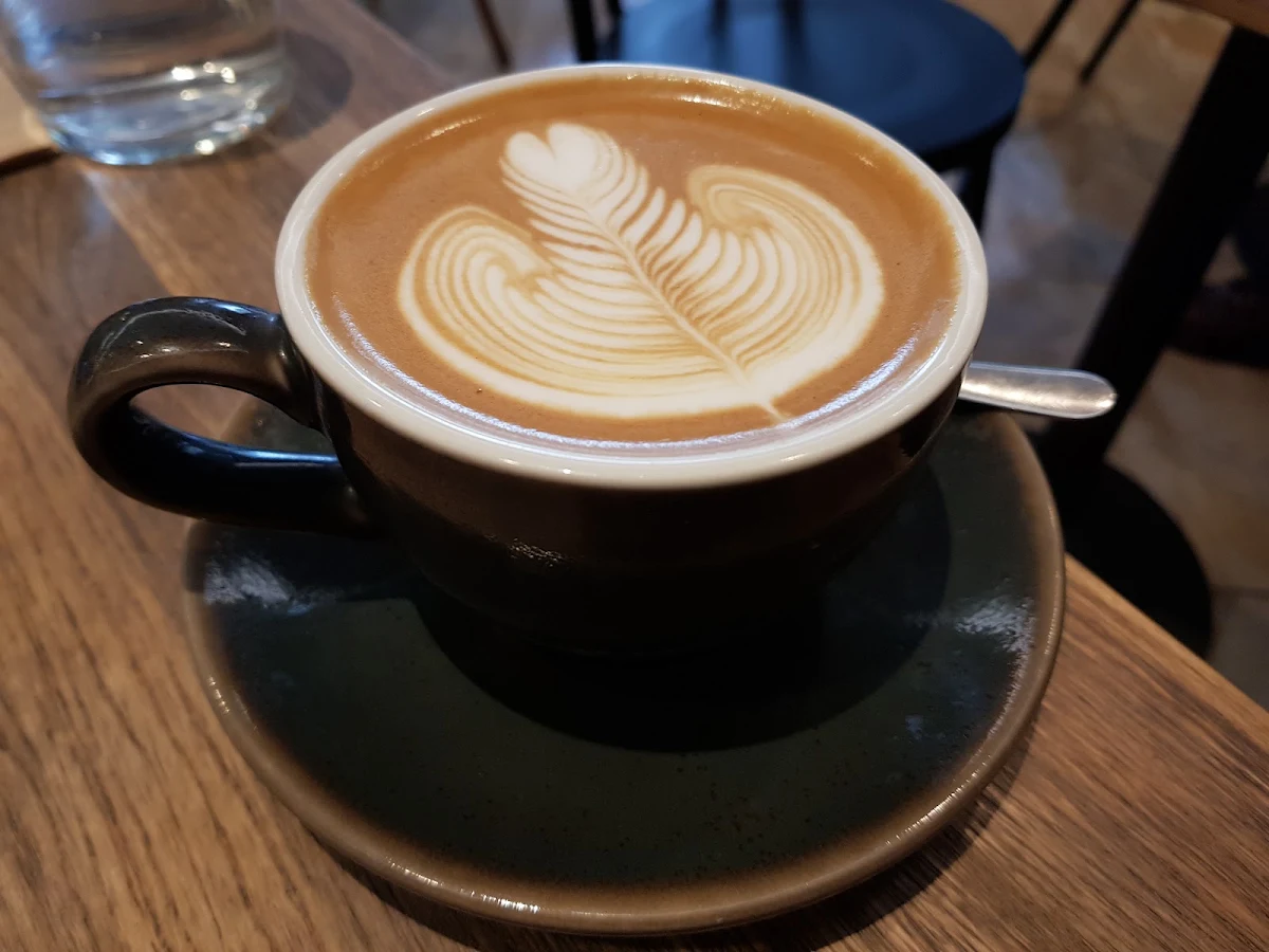 Flat White, Caffeine Cartel