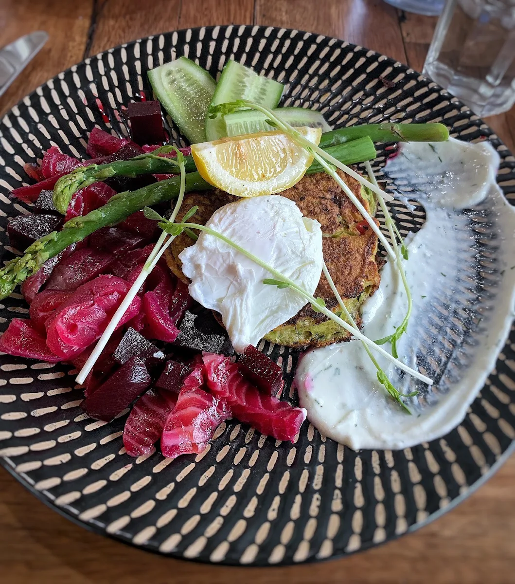 Highlights, Phoenician Cafe