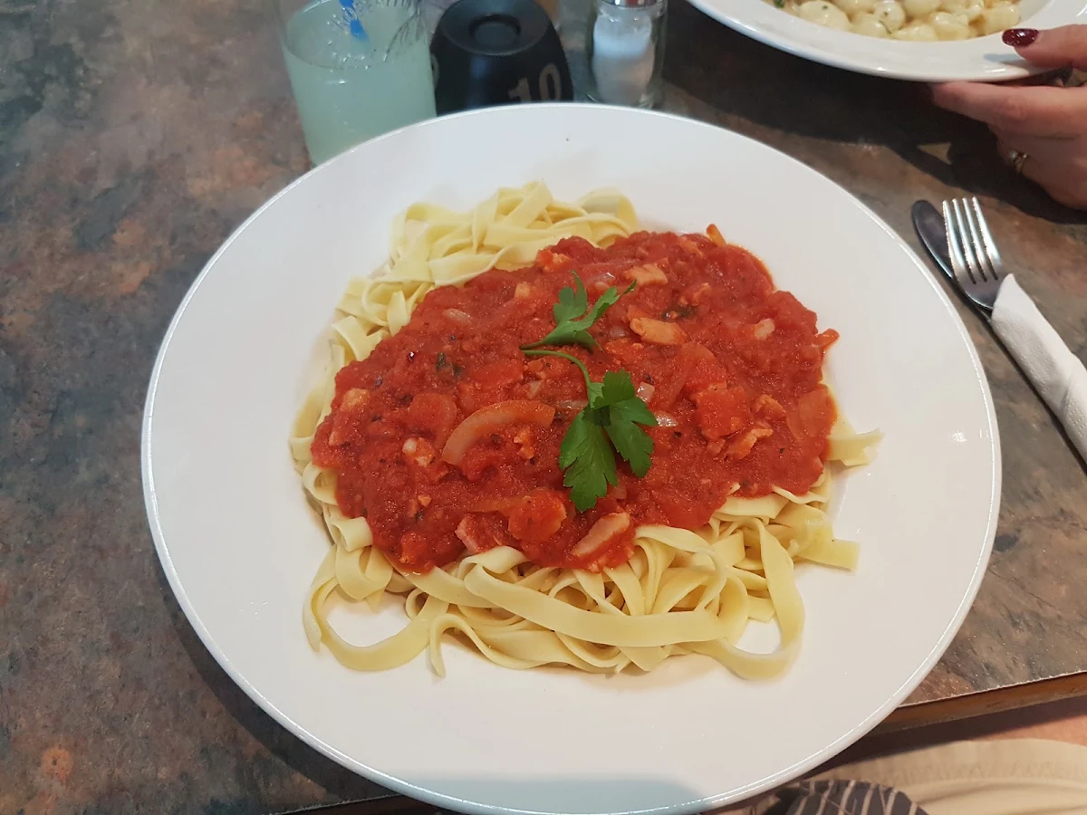 Highlights, Duci's Italian Restaurant