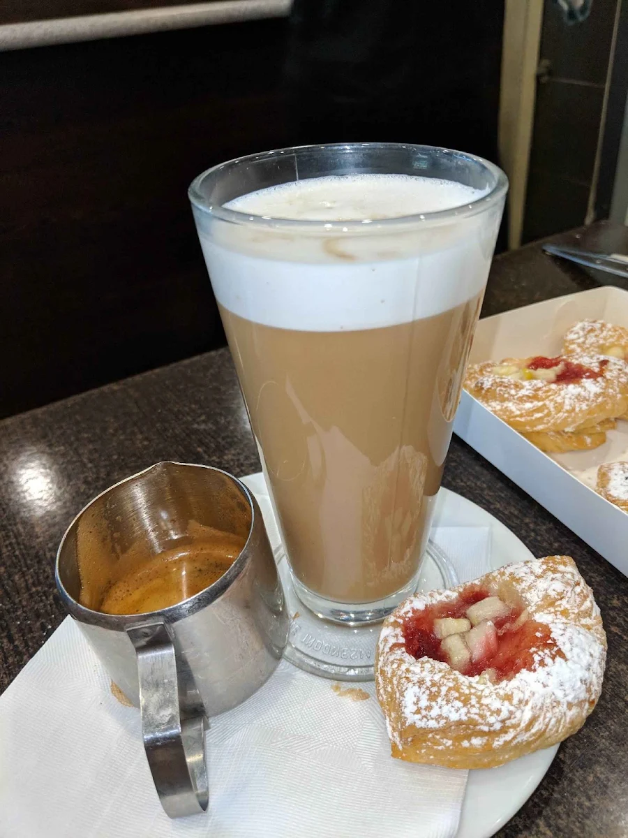 Almond Milk Latte