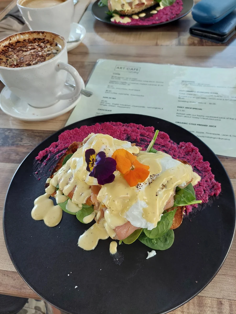 Eggs Benedict with Smoked Salmon