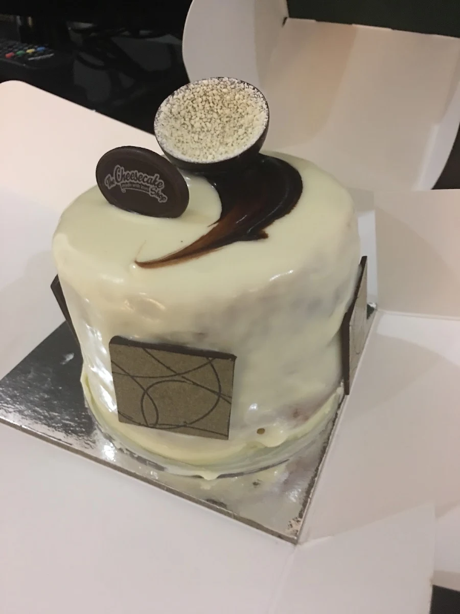 Mini White Chocolate Mud Cake