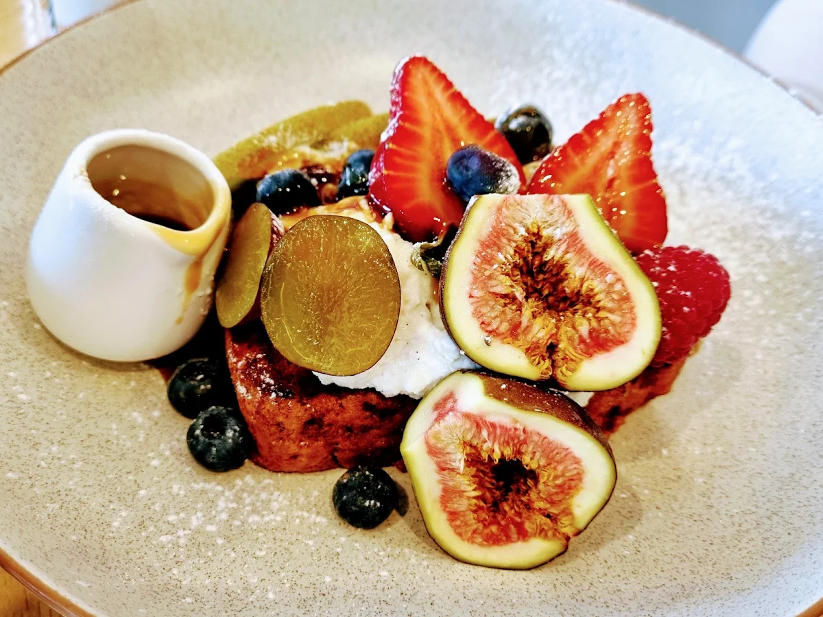 French Toast with Seasonal Fruit