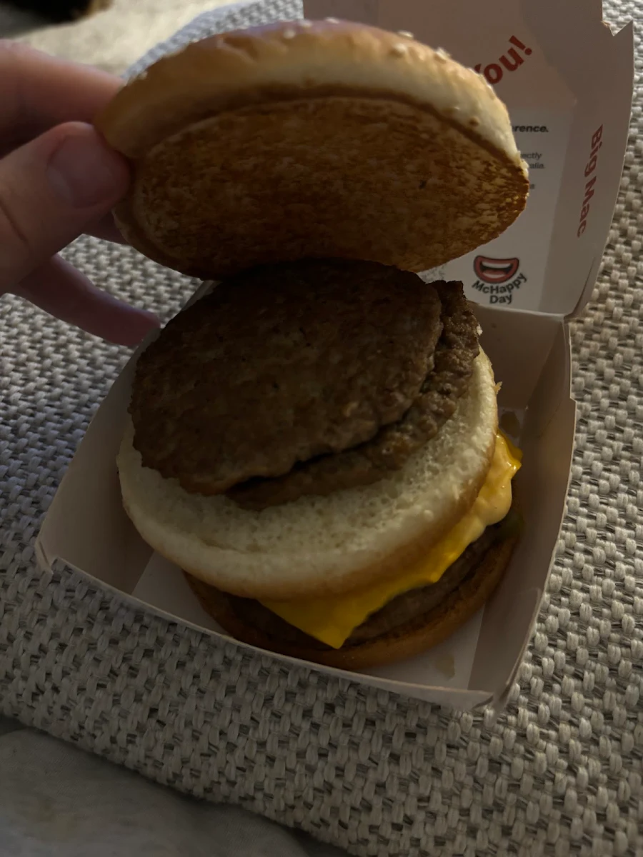 Big Mac and Cheese, McDonald's Craigieburn