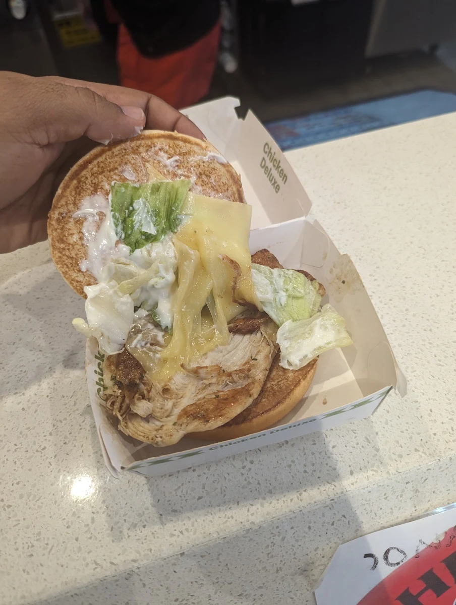 Chicken Grilled Burger, McDonald's Craigieburn