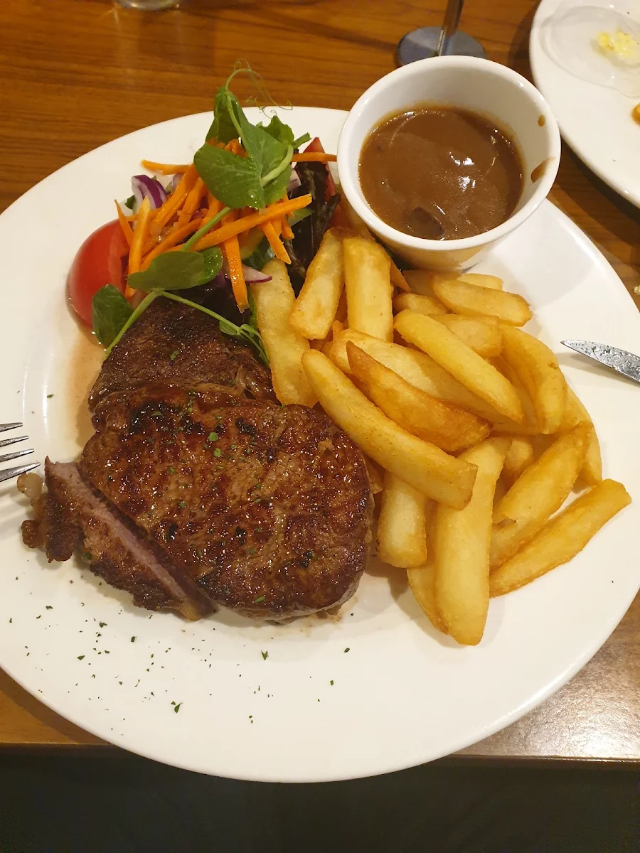 Highlights, The Royal Hotel