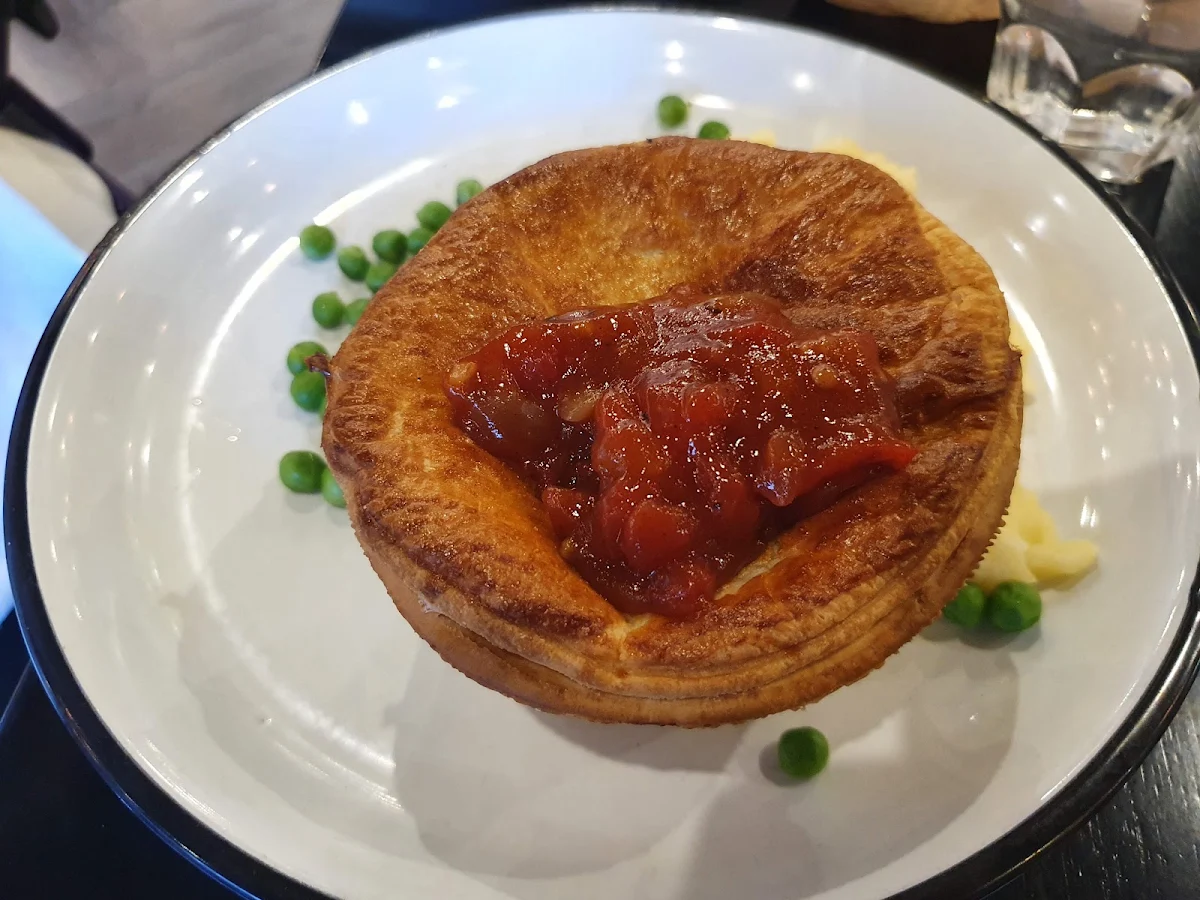 Beef Pie, Varsity Lakes Tavern