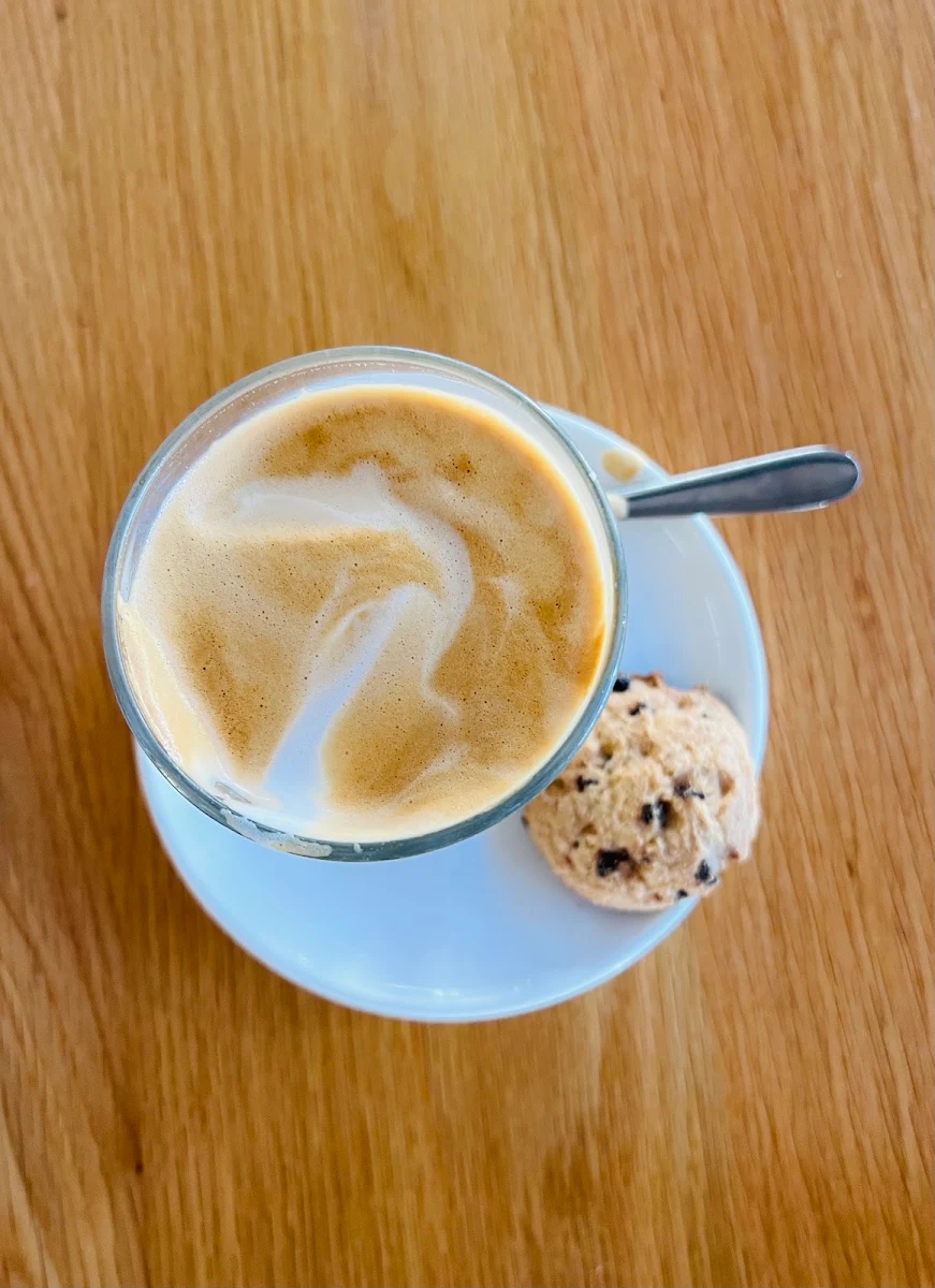 Latte, Sir Walter's Restaurant