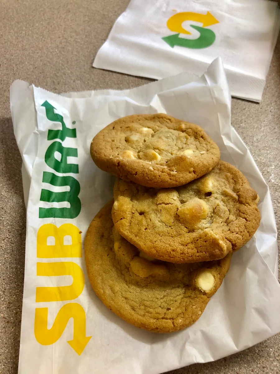 Macadamia Nut Cookies