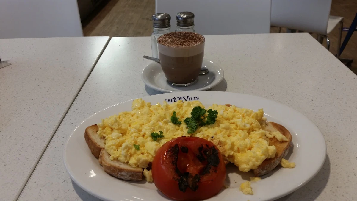 Scrambled Eggs, Cafe De Vili's | Blair Athol
