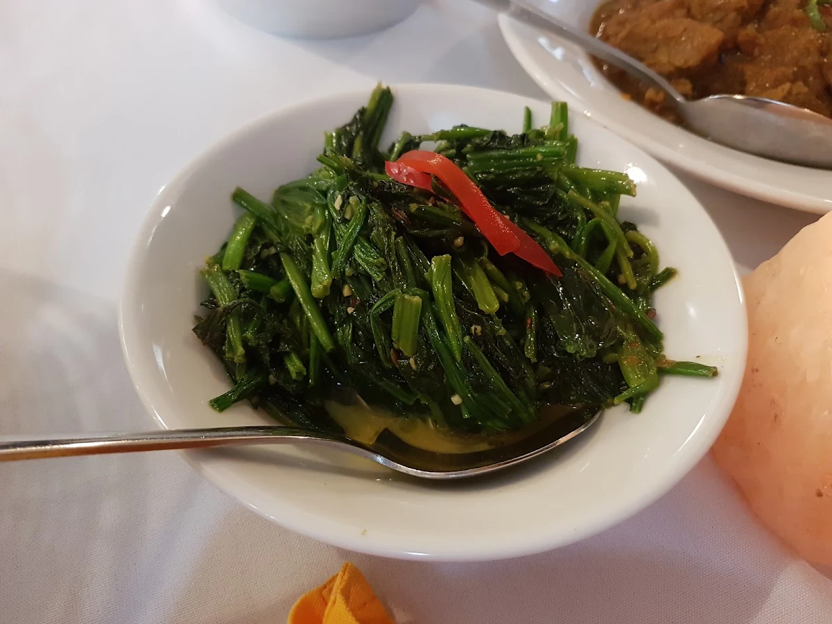 Spinach, Taste of the Himalayas
