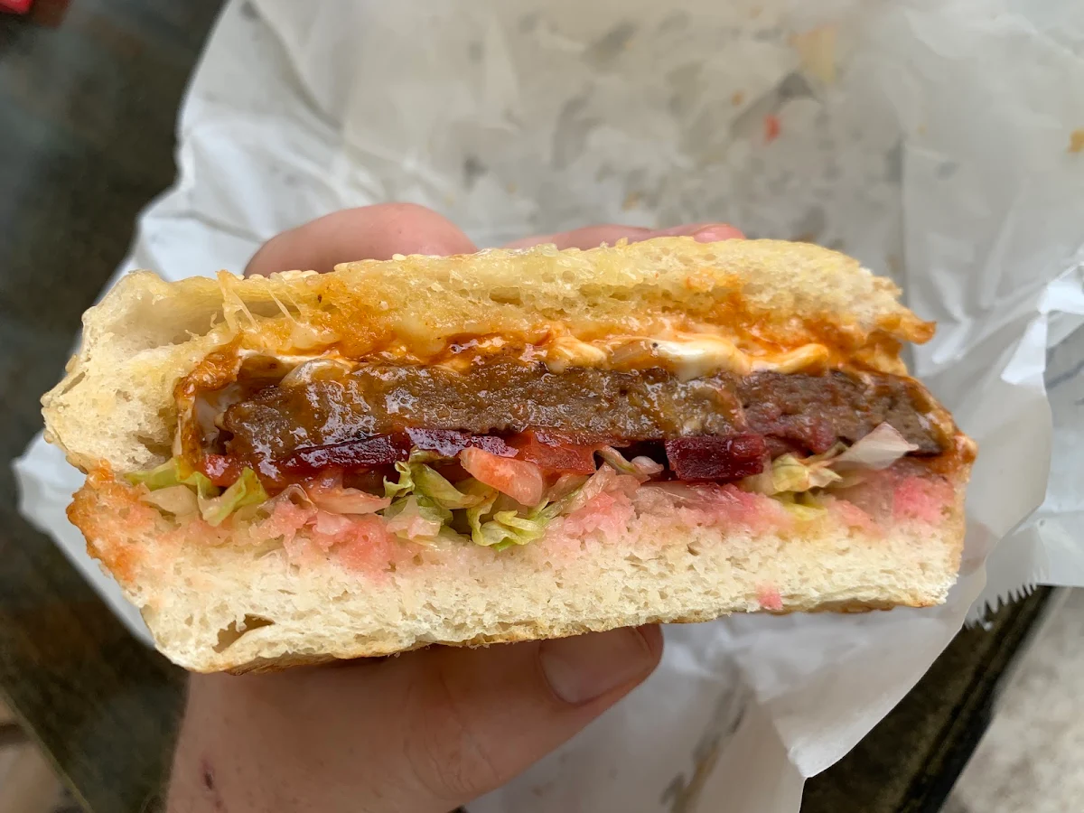 Highlights, Thanh Hieu Hot Bread & Takeaway