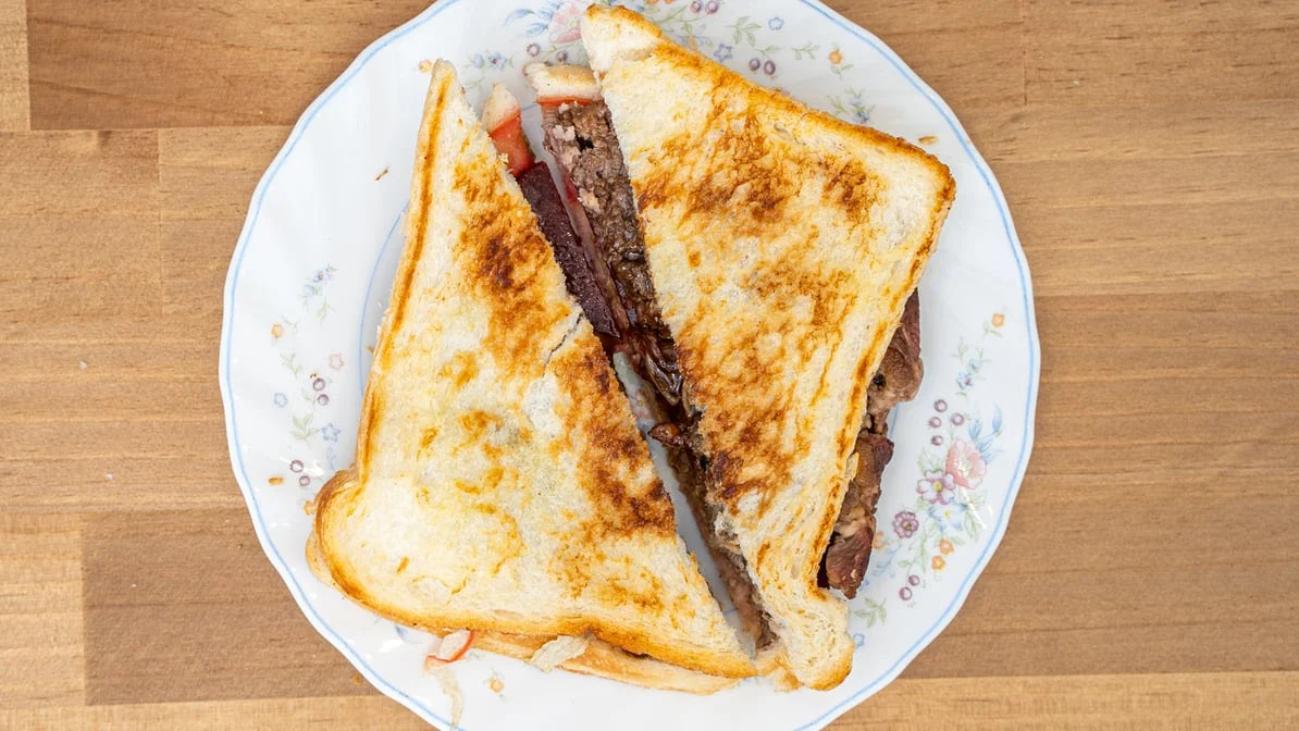 Highlights, Thanh Hieu Hot Bread & Takeaway