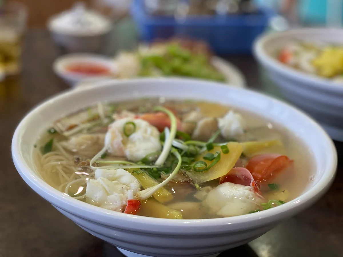 Highlights, Nha Trang Cafe