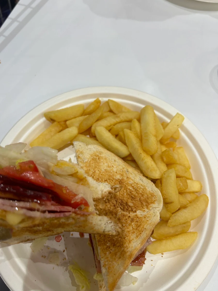 Highlights, Amigos Cafe