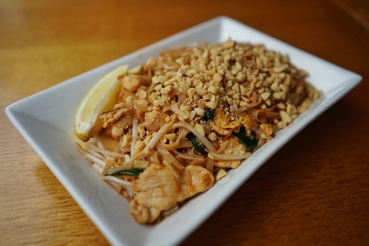 Chicken Pad Thai