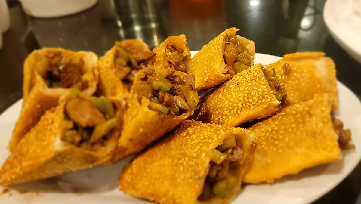 Fried Egg Roll, Billy's Pine and Bamboo Restaurant