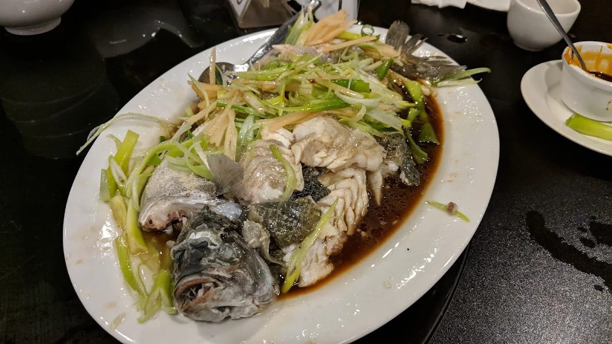 Steam Fish, Billy's Pine and Bamboo Restaurant