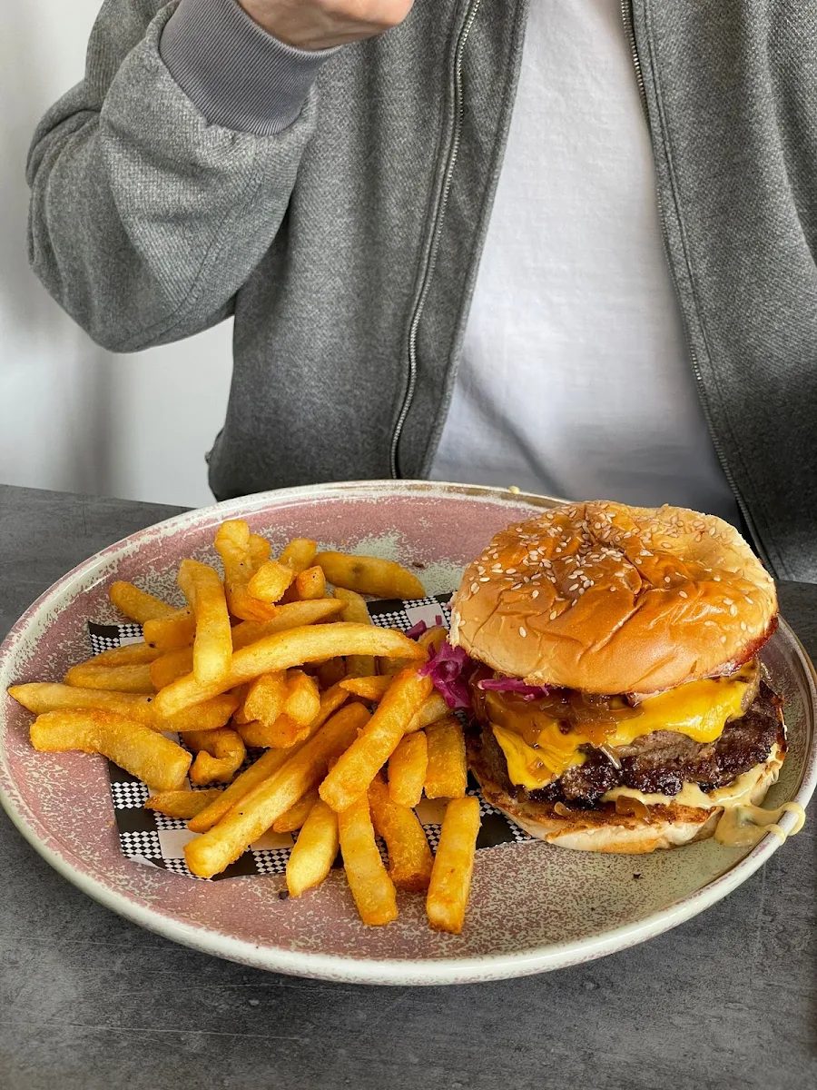 Highlights, Chaos Cafe