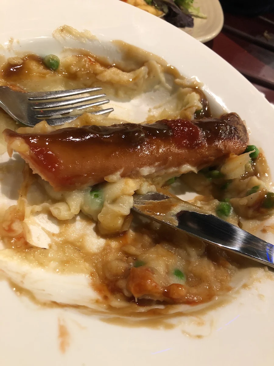 Bangers and Mashed Potatoes with Gravy