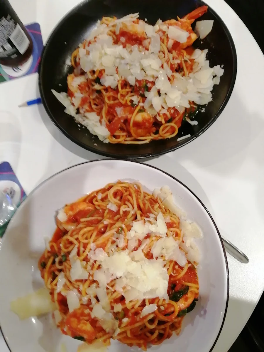 Spaghetti Pranw Napolitano with Garlic and Chilli with House Made Sauce