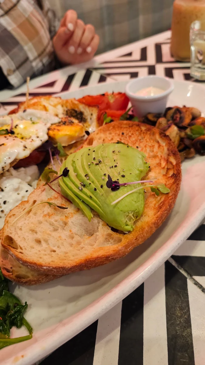 Big Breakfast, BOCCA by Frankie B's