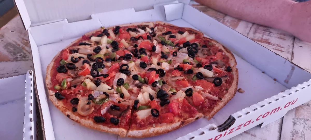 Highlights, Trigg Pizza