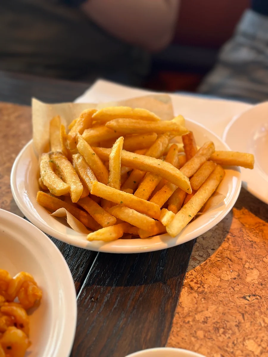 Fries, Totti's Lorne