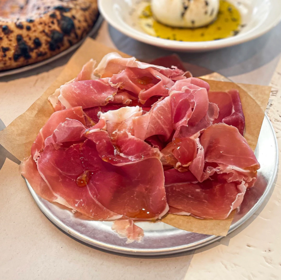 Prosciutto, Totti's Lorne