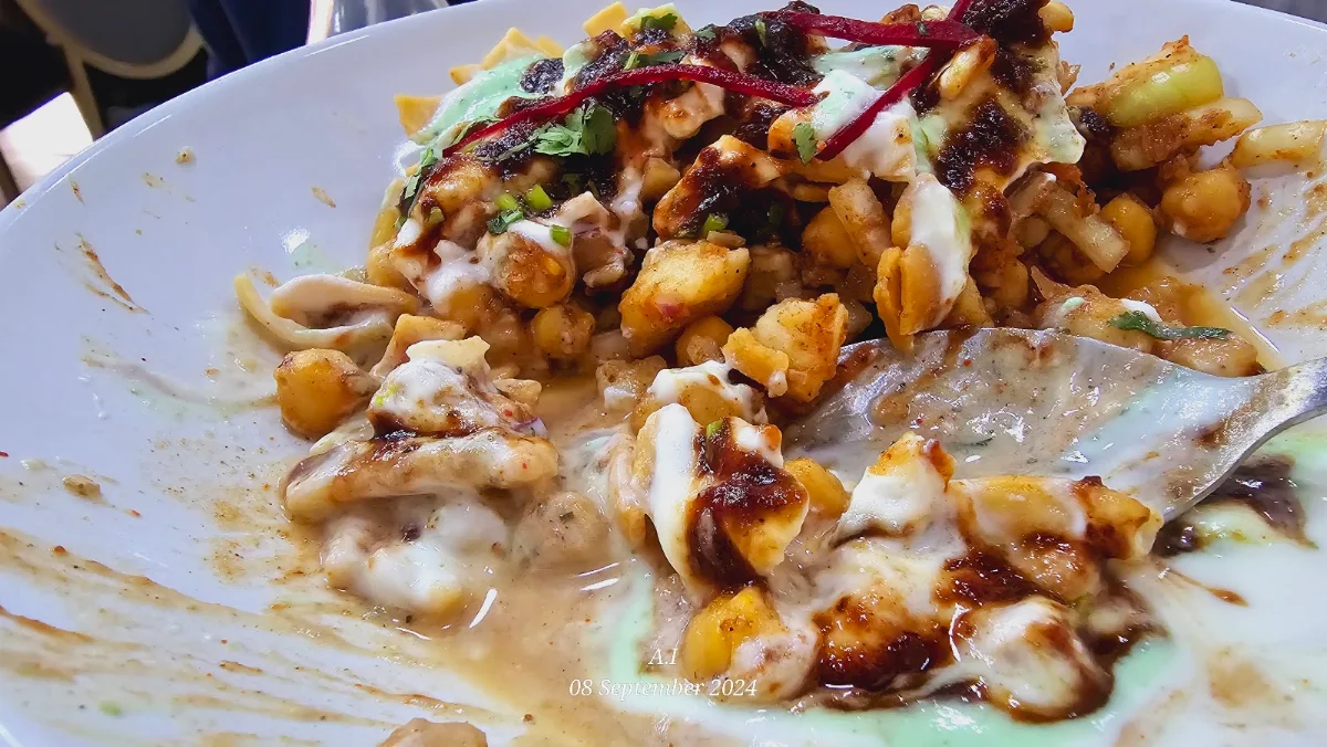 Samosa Chat, Himalaya Restaurant Granville
