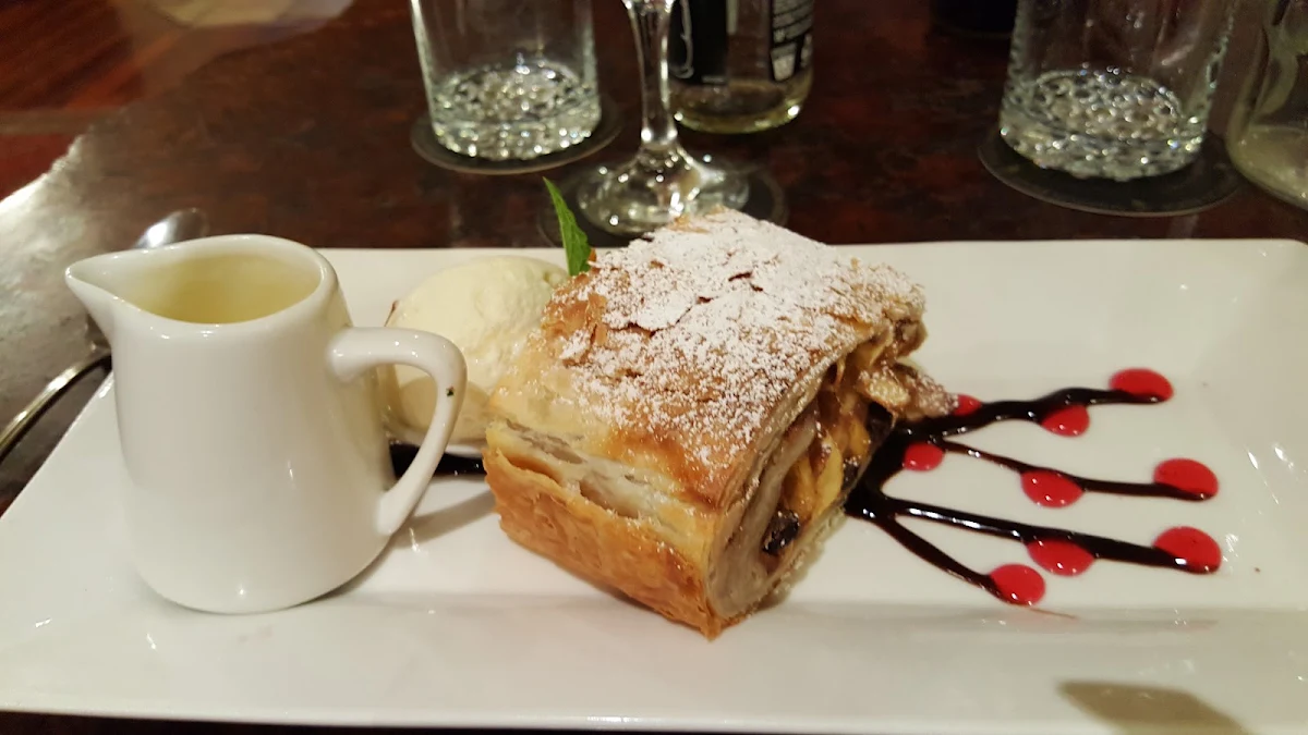 Strudel, Boyanup Tavern