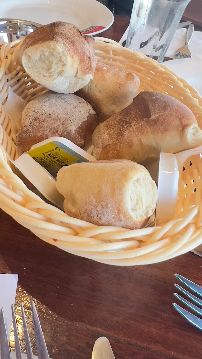 Bread Basket, La Porchetta - Italian Restaurant in Ballarat
