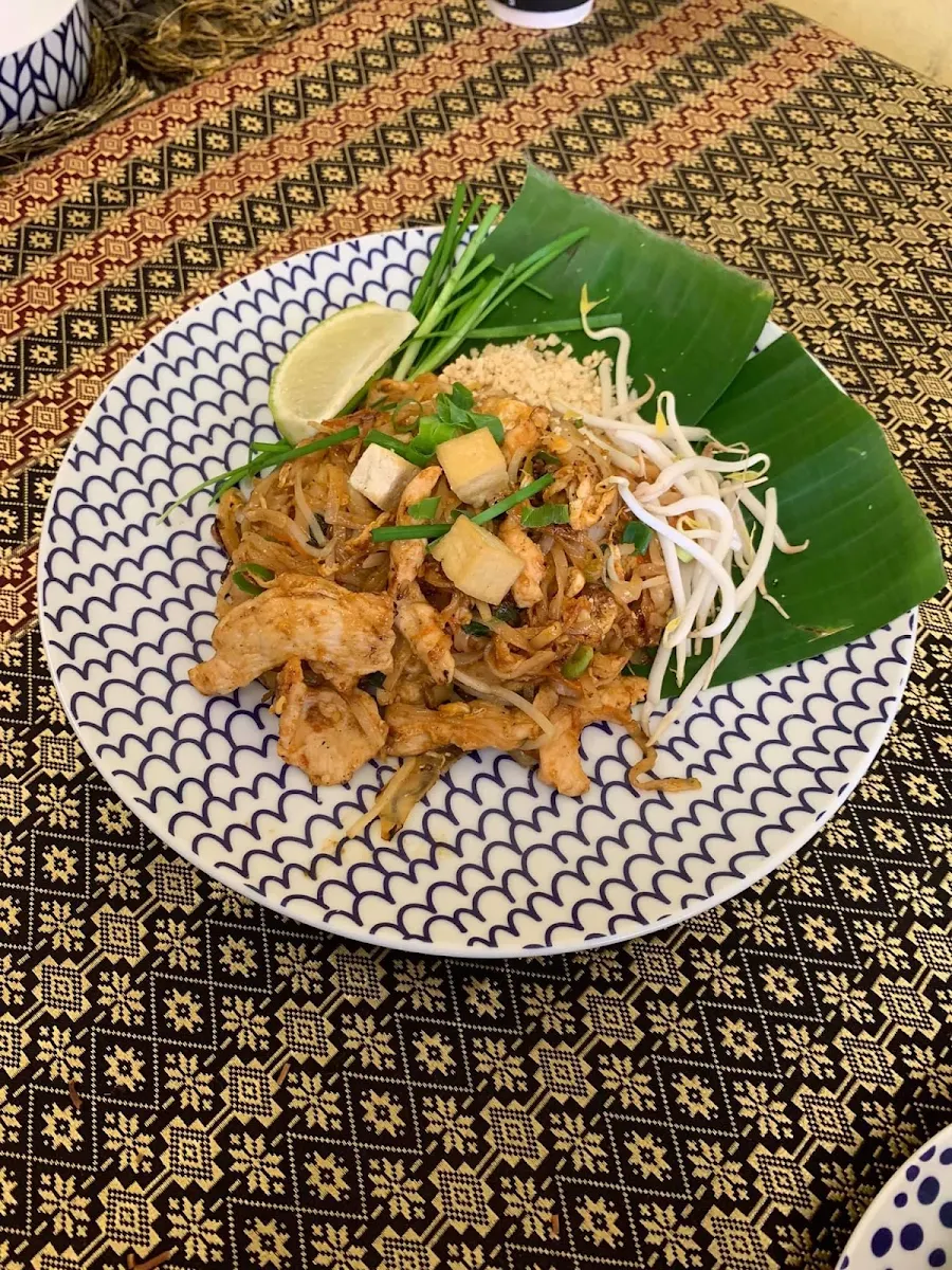 Highlights, Edge Hill Thai & Laos Takeaway