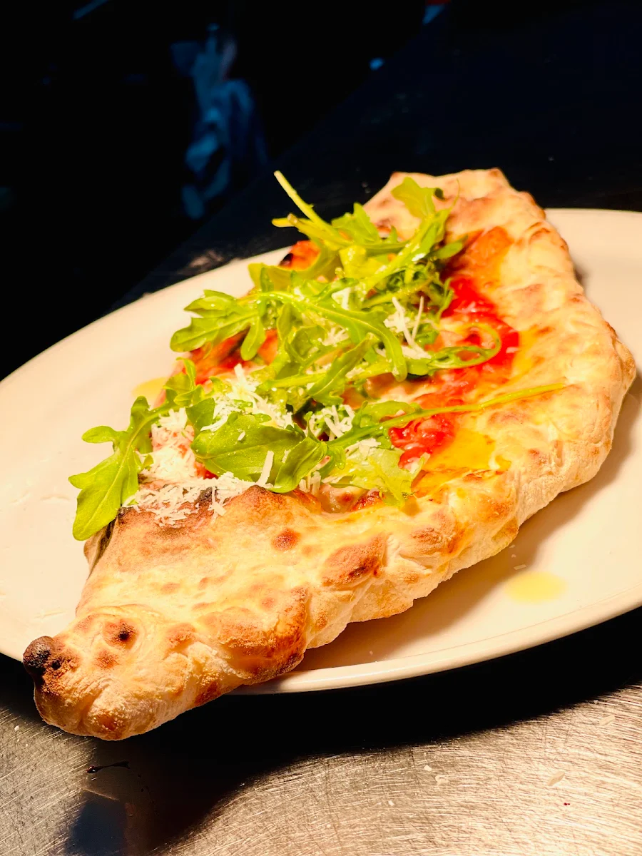 Calzone, Mascalzone Port Melbourne